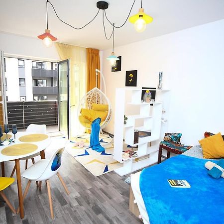 B&M Apartment Braşov Buitenkant foto
