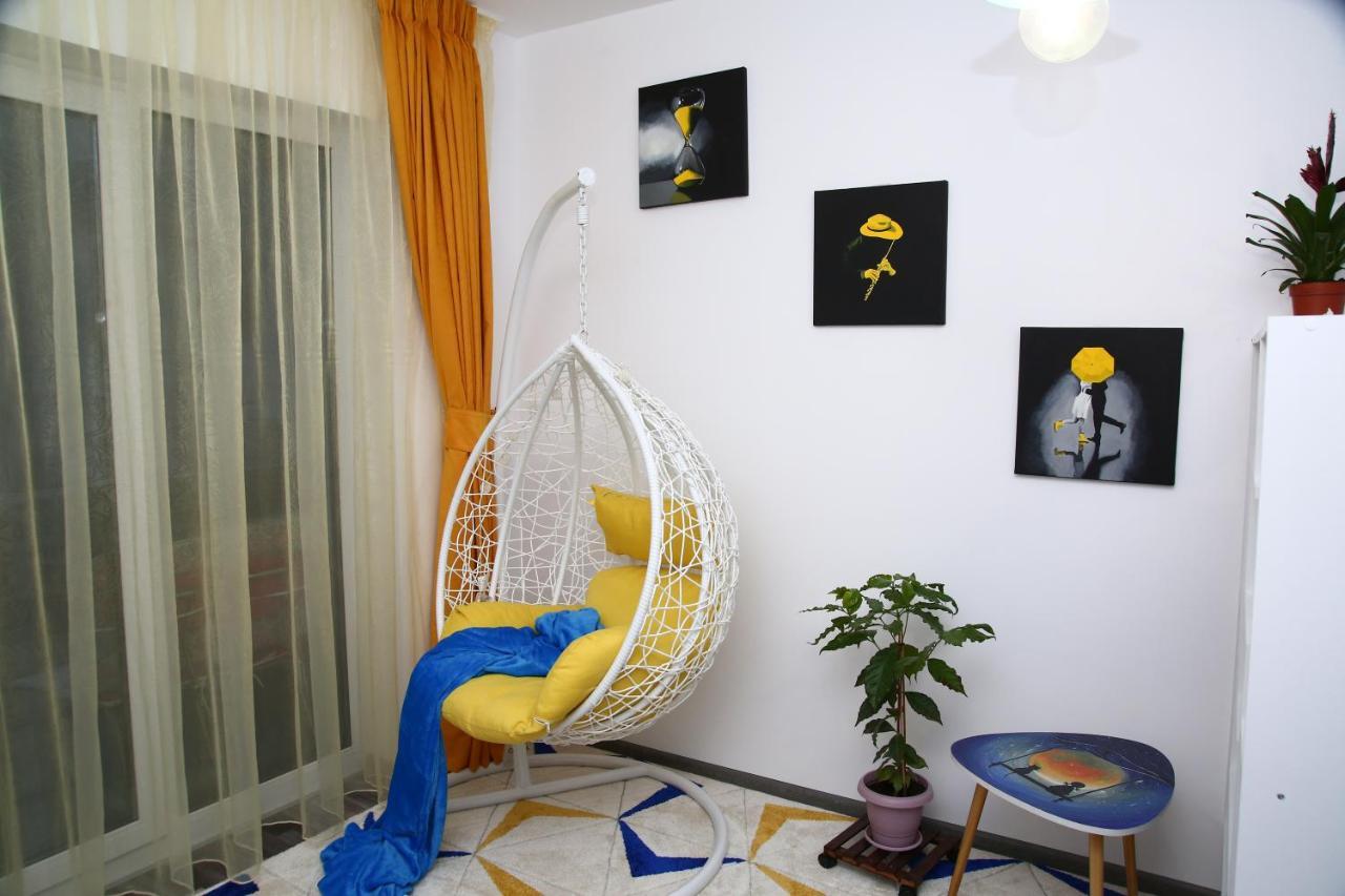 B&M Apartment Braşov Buitenkant foto