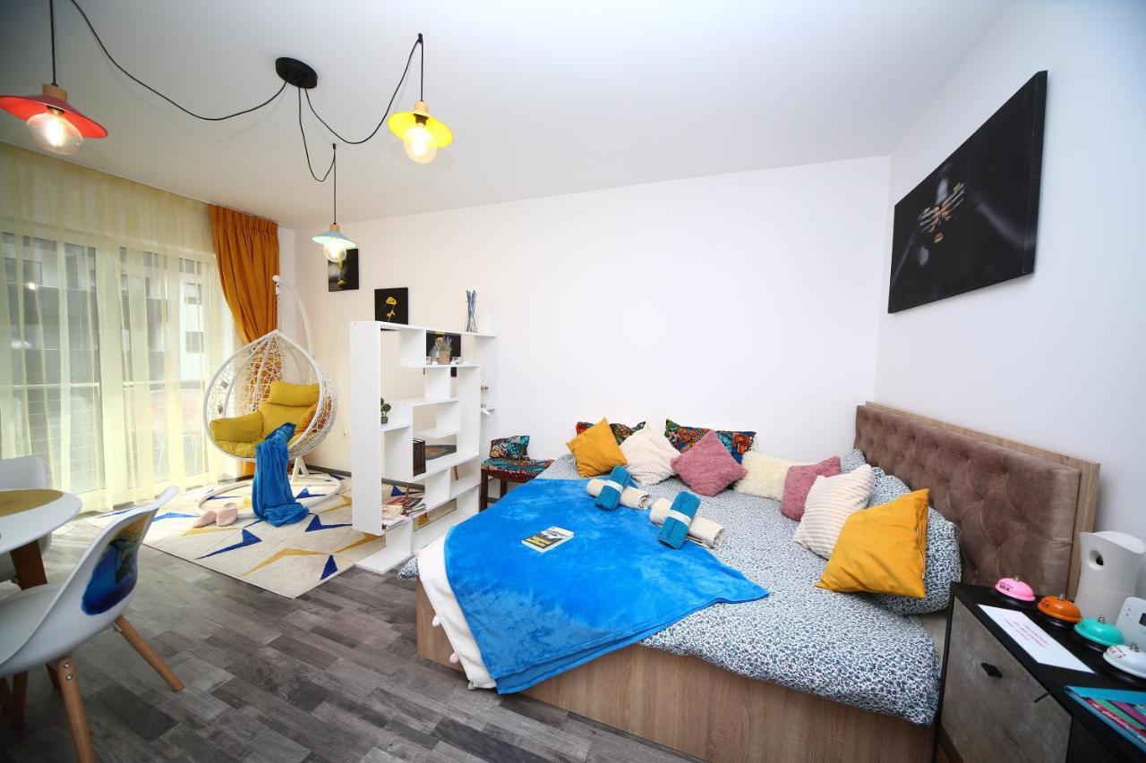 B&M Apartment Braşov Buitenkant foto