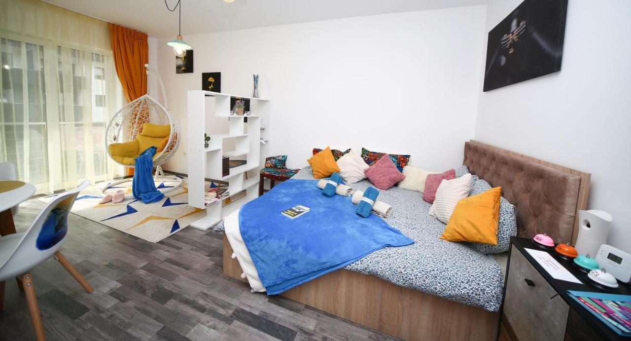 B&M Apartment Braşov Buitenkant foto